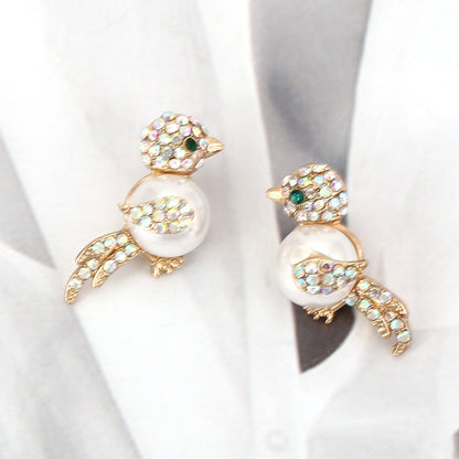 Classic Pearl Earring with Timeless Appeal