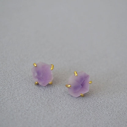 Vintage Handmade Gold Earring