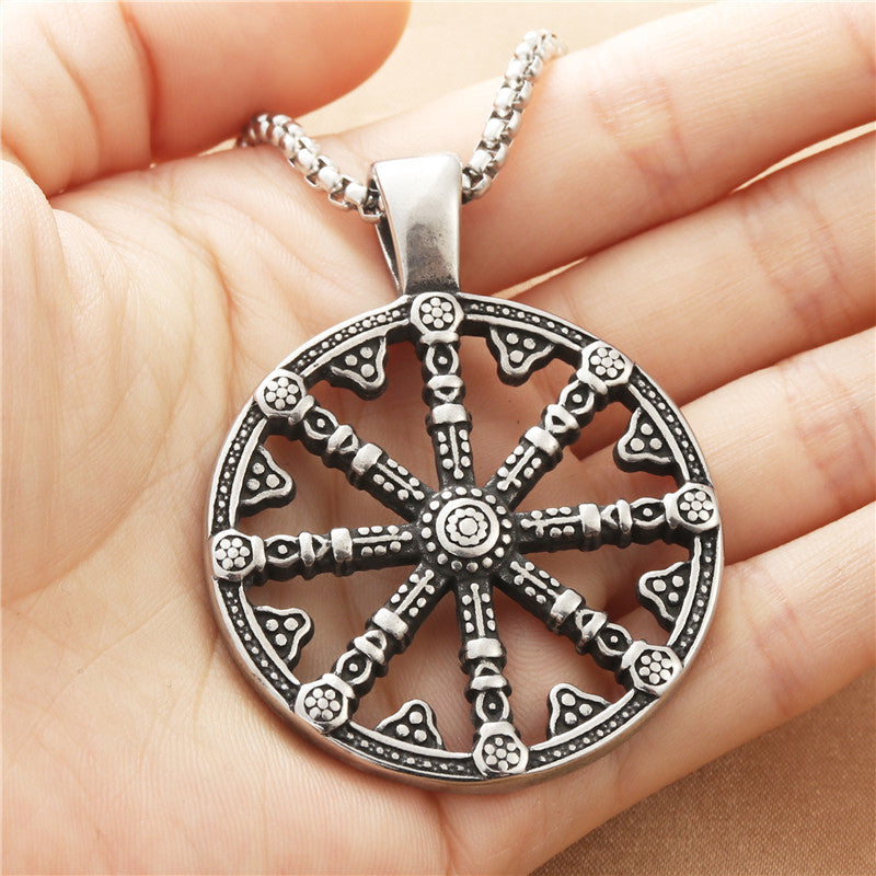 Elegant Pendant for Every Occasion
