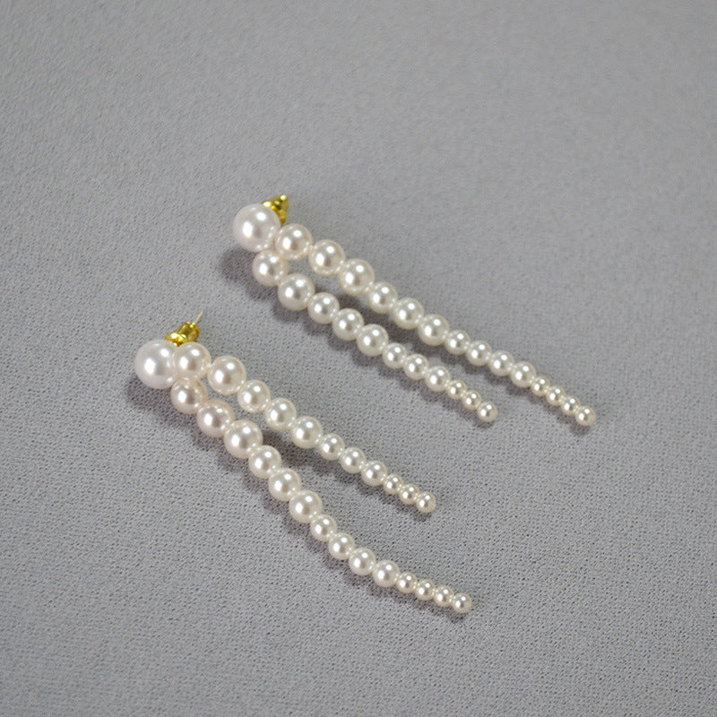 Beautiful Pearl Earring with Unique Style