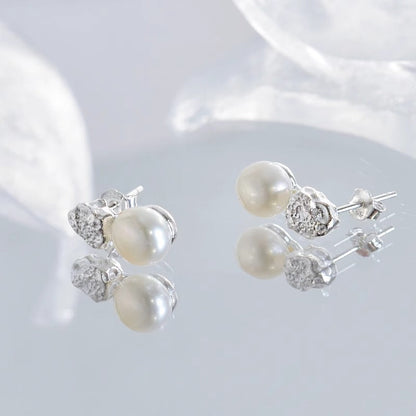 Elegant Pearl Earring for Every Occasion