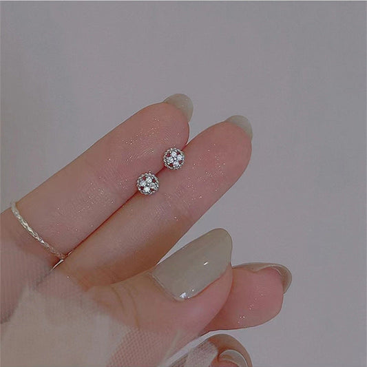 Classic Earring with Timeless Appeal