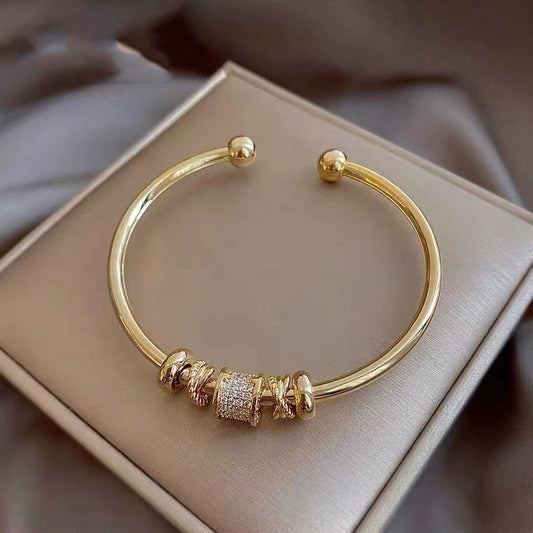 Romantic Bracelet for Special Moments