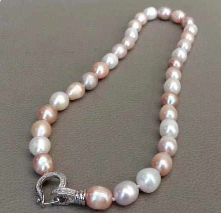 Stunning Pearl Necklace for Daily Wear