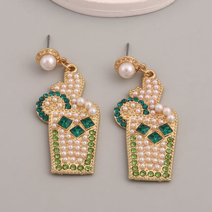 Classic Pearl Earring with Timeless Appeal