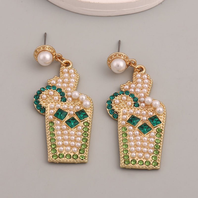 Classic Pearl Earring with Timeless Appeal
