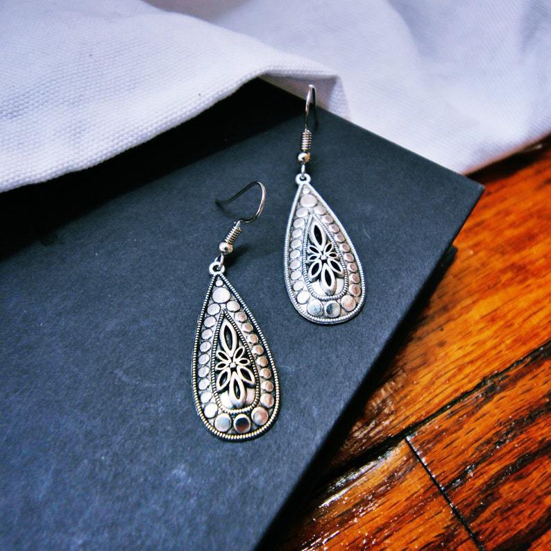 Stunning Earring for Daily Wear