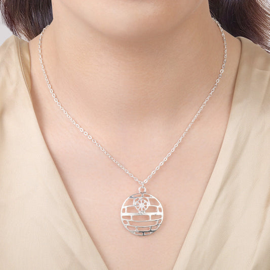 Classic Necklace with Timeless Appeal