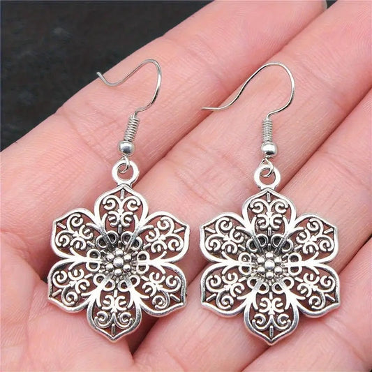 Stunning Pendant for Daily Wear