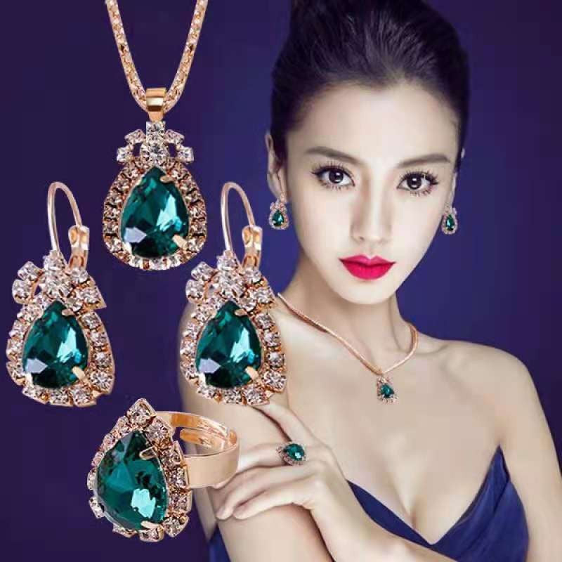 Charming Set for Any Occasion