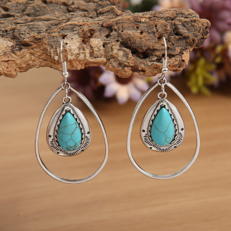 Charming Earring for Any Occasion