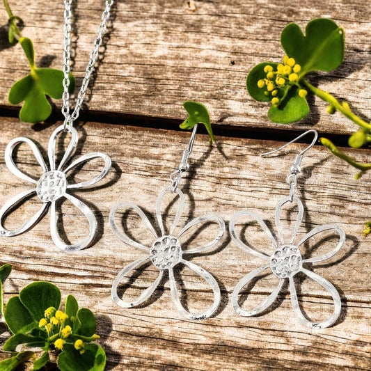 Stunning Set for Daily Wear