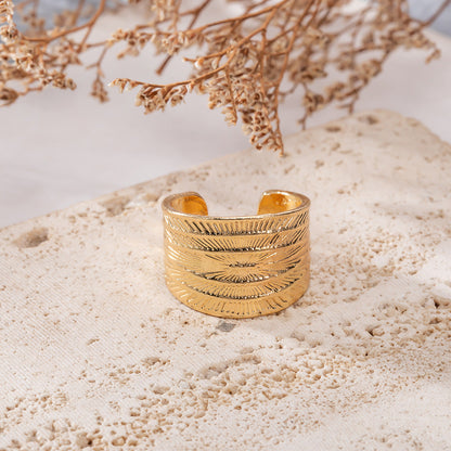 Beautiful Gold Bracelet with Unique Style