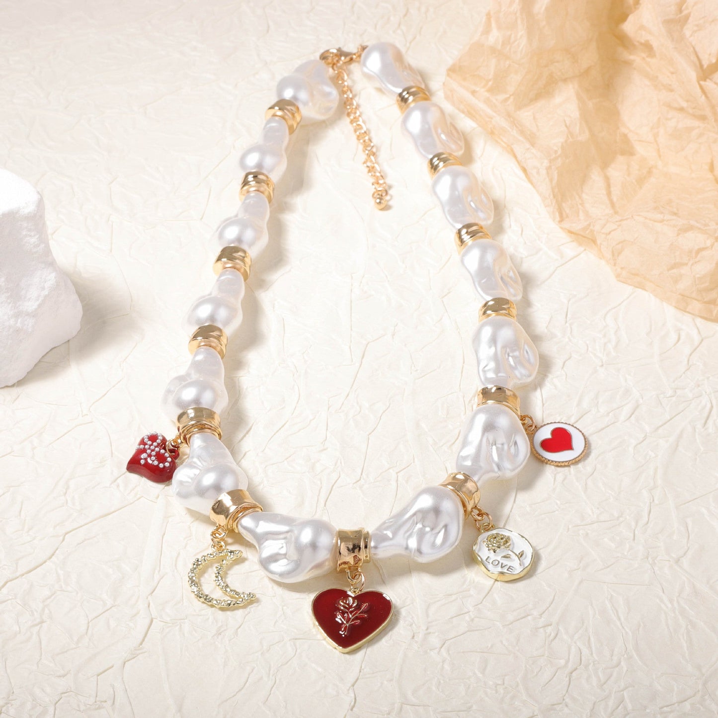 Charming Pearl Necklace for Any Occasion