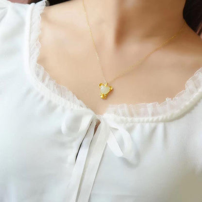 Elegant Gold Necklace for Every Occasion