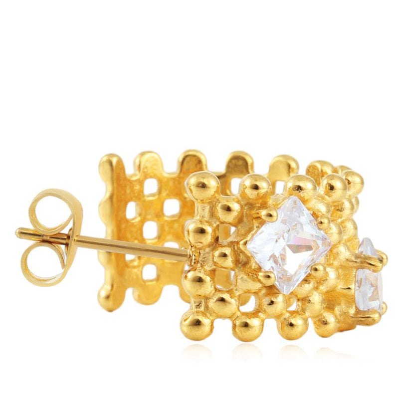 Romantic Gold Earring for Special Moments