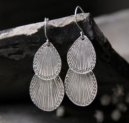 Classic Earring with Timeless Appeal