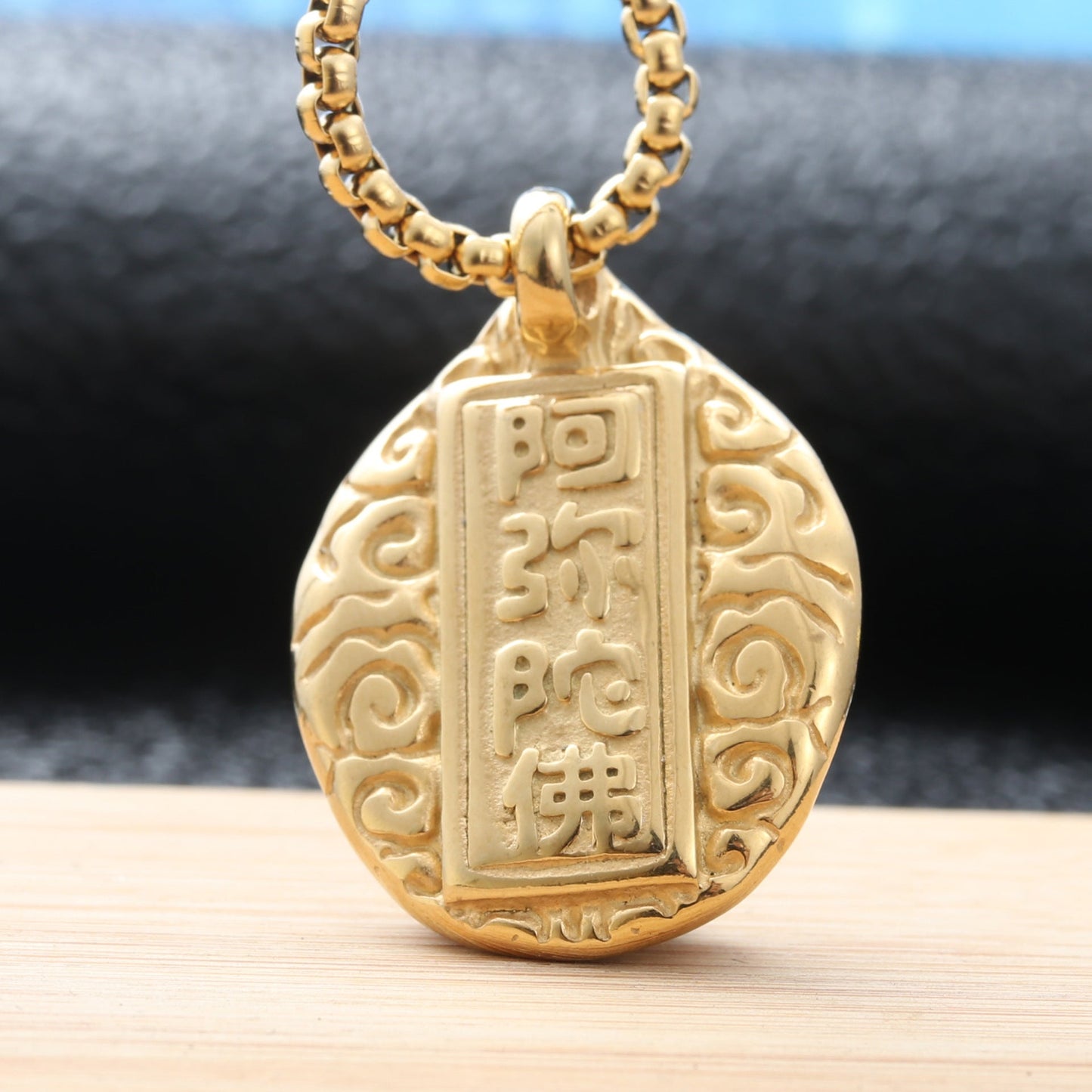 Classic Necklace with Timeless Appeal