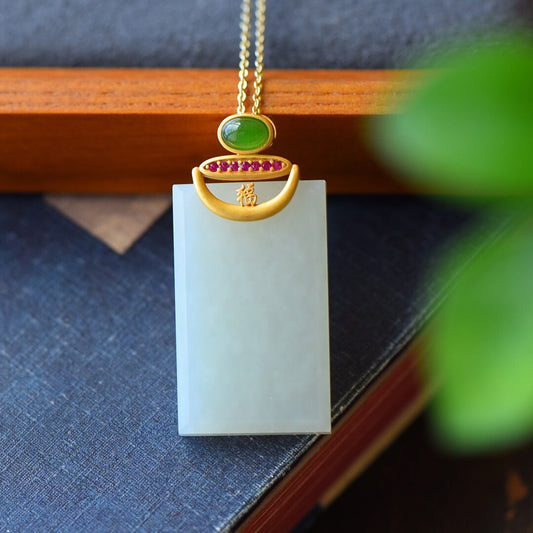 Classic Necklace with Timeless Appeal