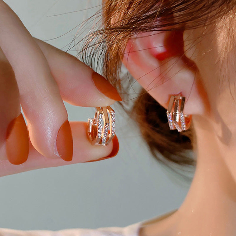 Classic Earring with Timeless Appeal