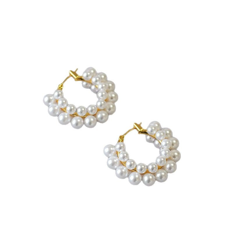 Charming Pearl Earring for Any Occasion