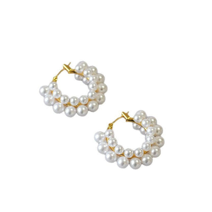 Charming Pearl Earring for Any Occasion