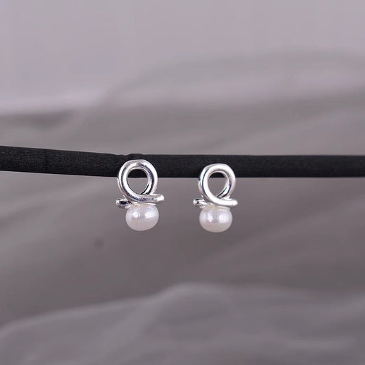 Stunning Pearl Earring for Daily Wear
