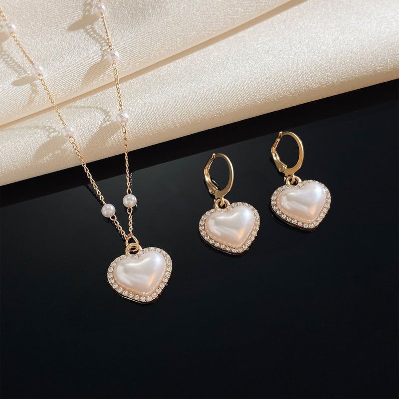 Charming Pearl Set for Any Occasion