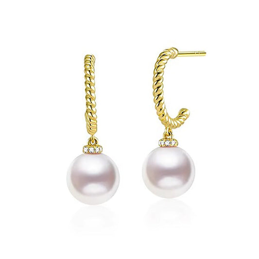 Classic Pearl Earring with Timeless Appeal