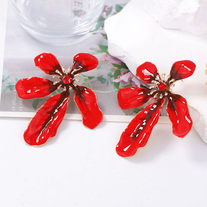 Classic Earring with Timeless Appeal