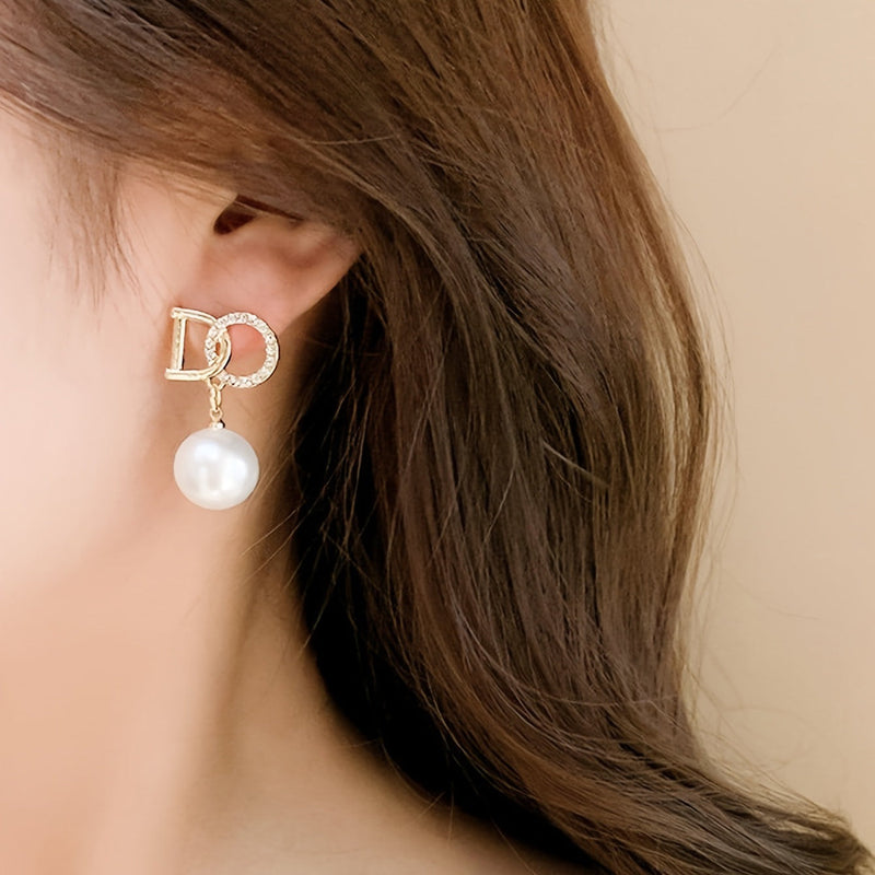 Romantic Pearl Earring for Special Moments