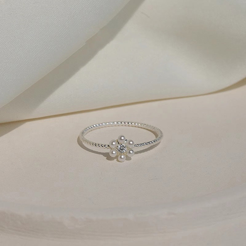 Romantic Pearl Ring for Special Moments