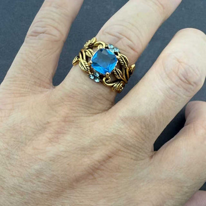 Stunning Gold Ring for Daily Wear