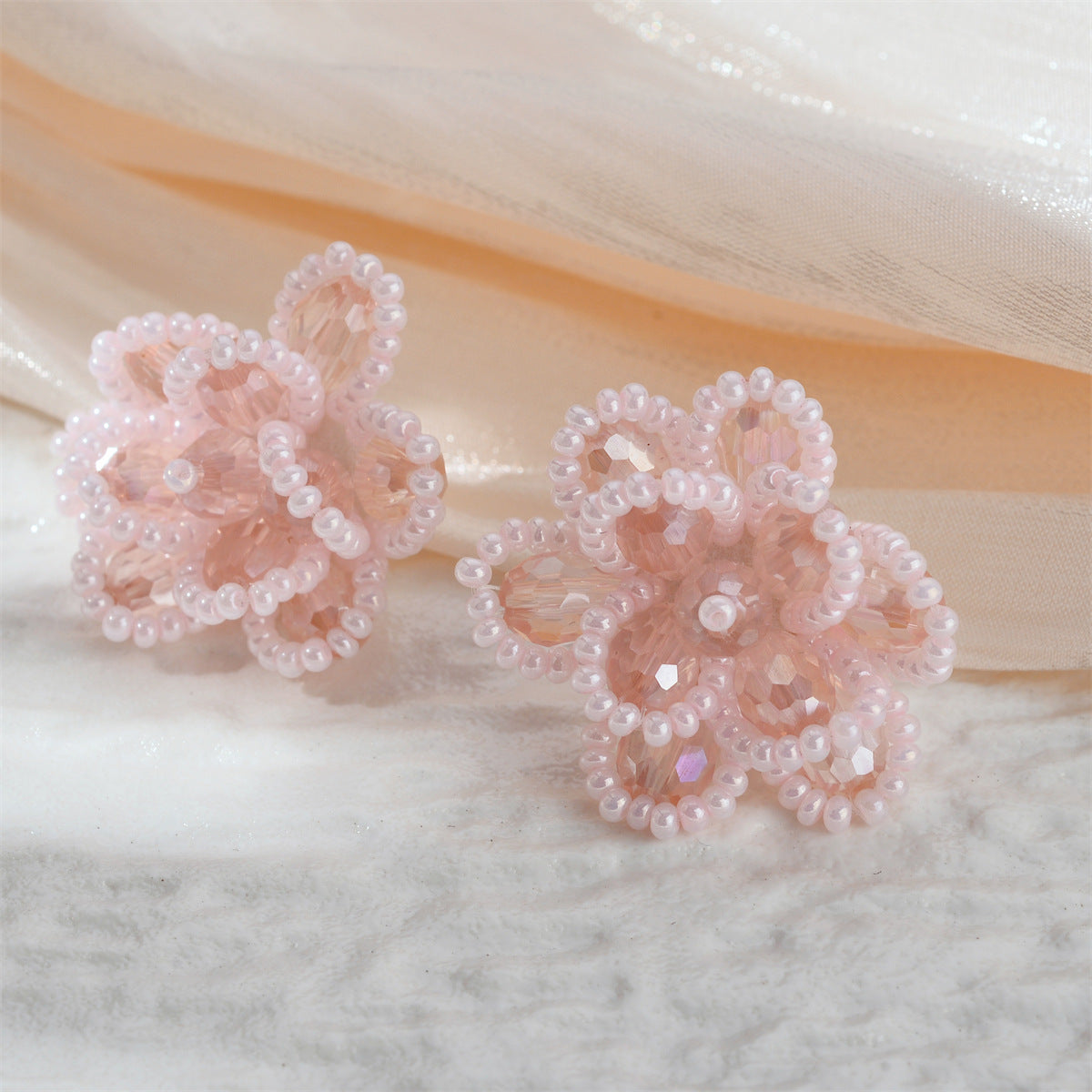 Romantic Pearl Earring for Special Moments