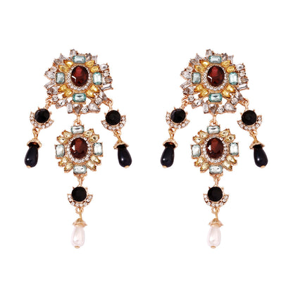 Classic Earring with Timeless Appeal