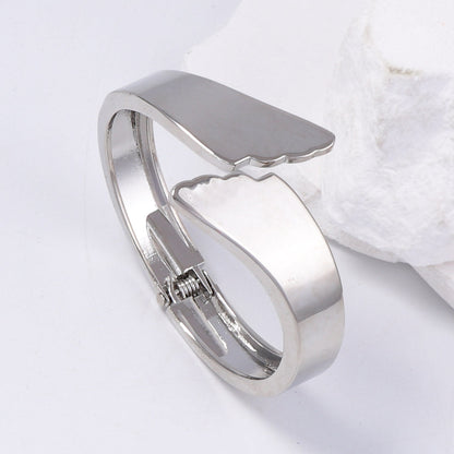 Charming Bracelet for Any Occasion