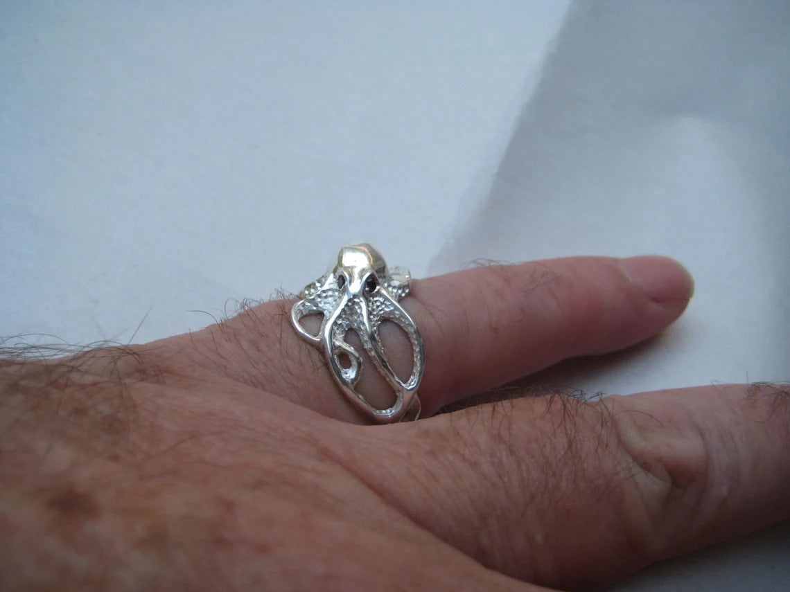 Charming Ring for Any Occasion