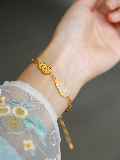 Stunning Gold Bracelet for Daily Wear