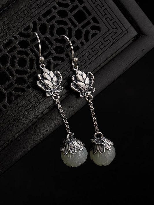 Elegant Silver Earring for Every Occasion