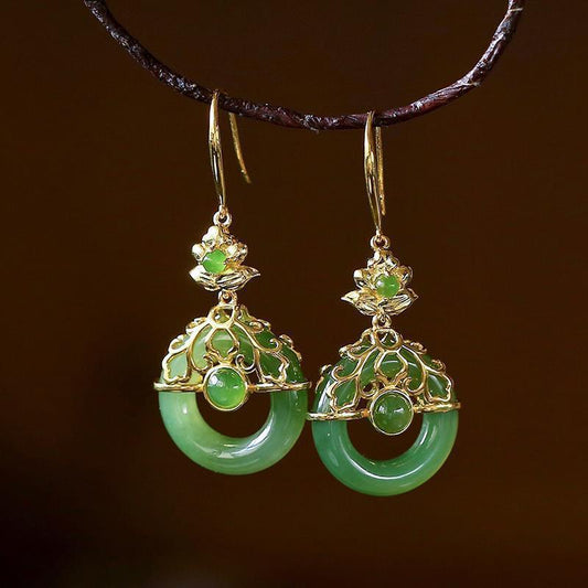 Classic Earring with Timeless Appeal