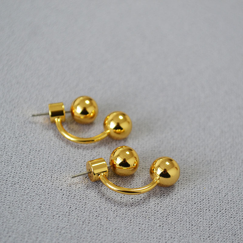 Beautiful Gold Earring with Unique Style