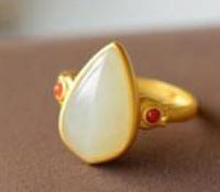 Elegant Gold Ring for Every Occasion