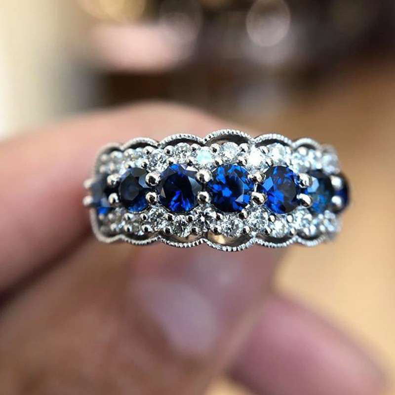 Classic Silver Ring with Timeless Appeal