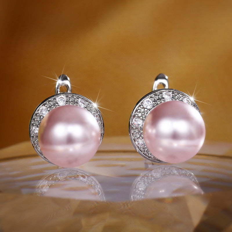 Beautiful Pearl Earring with Unique Style