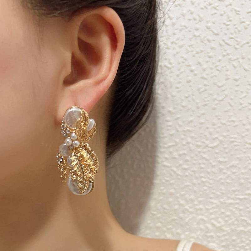 Romantic Pearl Earring for Special Moments