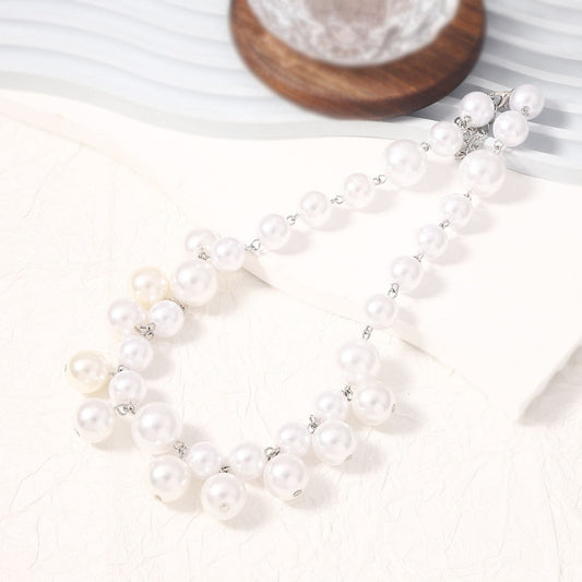 Beautiful Pearl Necklace with Unique Style