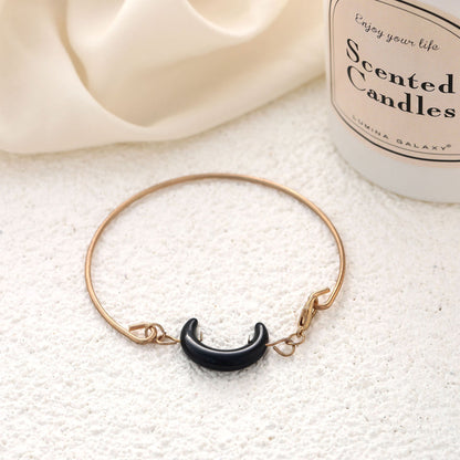 Charming Gold Bracelet for Any Occasion