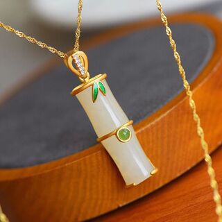 Charming Silver Necklace for Any Occasion