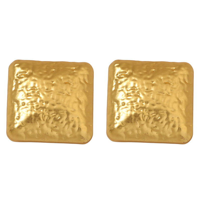 Romantic Gold Earring for Special Moments