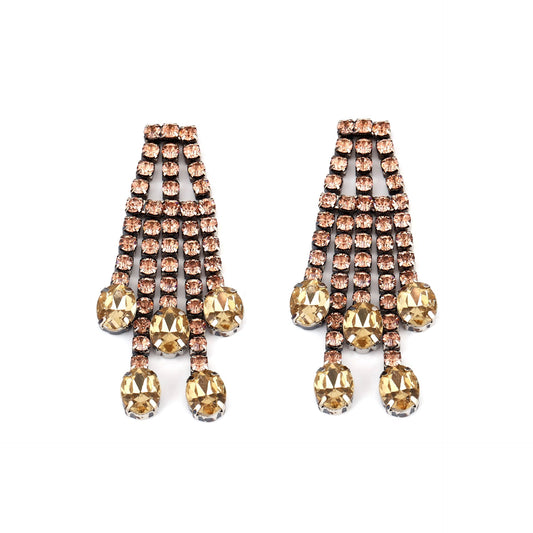 Charming Earring for Any Occasion